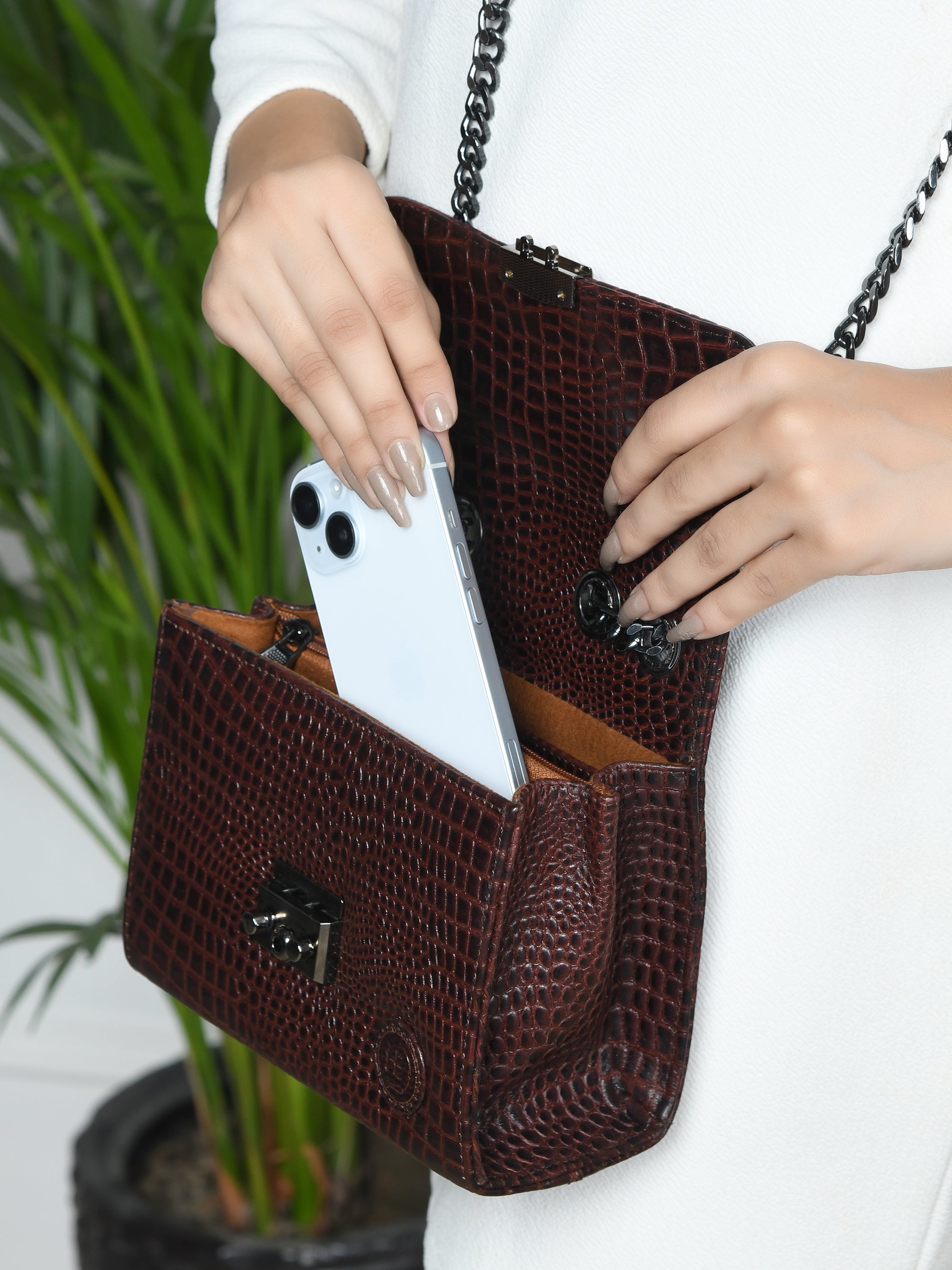 Obsidian Executive Leather Briefcase - Tan Colour